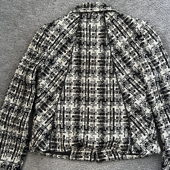 CABI Woman’s Jacket - Picture 2 of 5